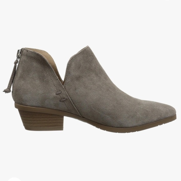 Kenneth Cole Reaction Taupe Suede Booties - 7.5 - Picture 1 of 9